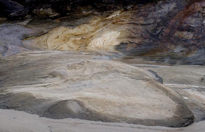 Sandstone Cliff 239.jpg